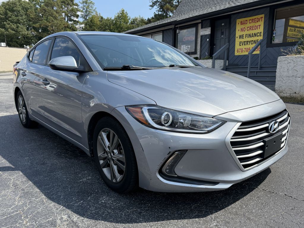 2017 Hyundai Elantra Image 3