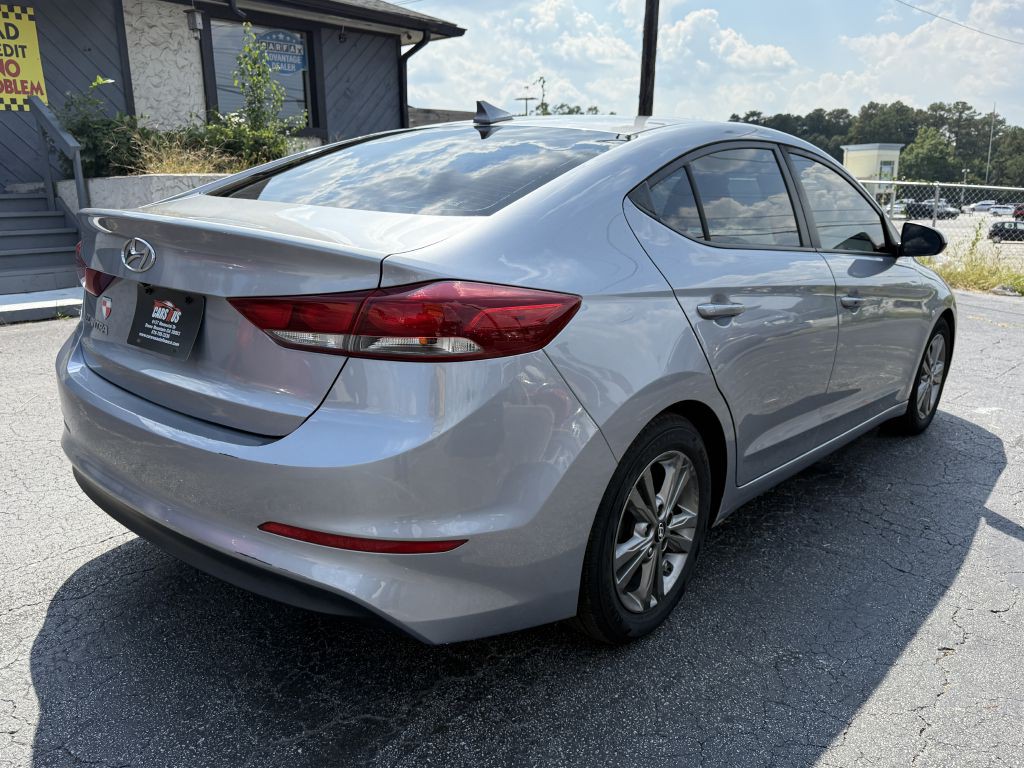 2017 Hyundai Elantra Image 4