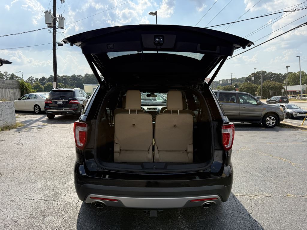 2016 Ford Explorer Image 8