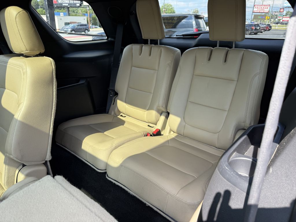 2016 Ford Explorer Image 14