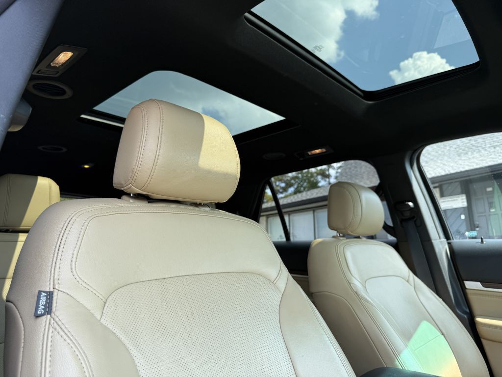 2016 Ford Explorer Image 22