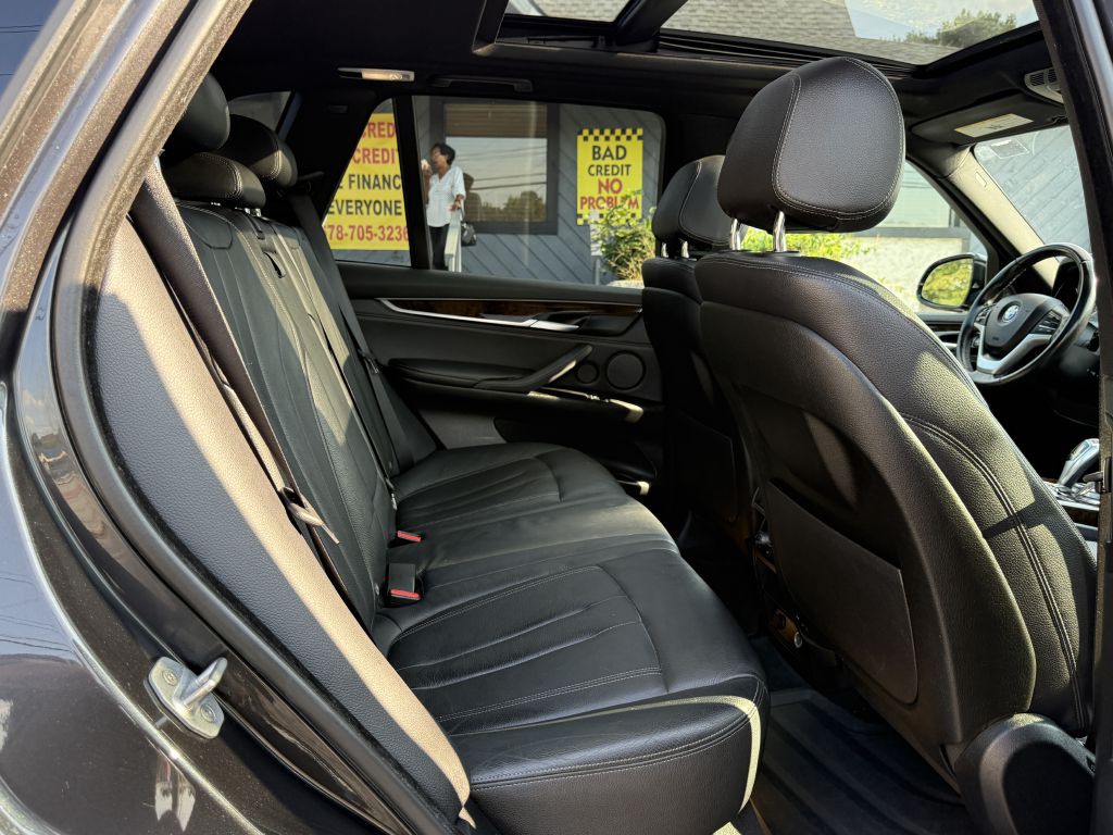 2017 BMW X5 Image 14