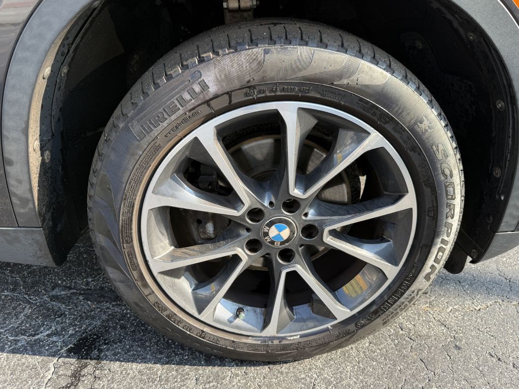 2017 BMW X5 Image 20