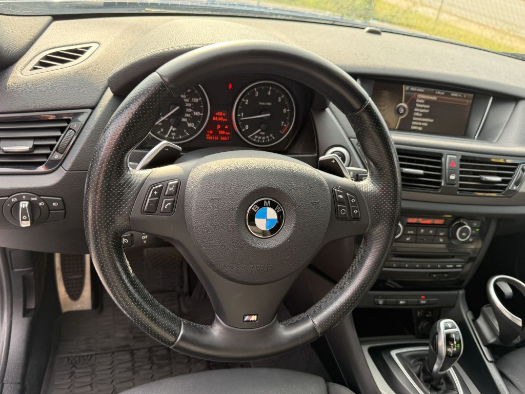 2015 BMW X1 Image 8