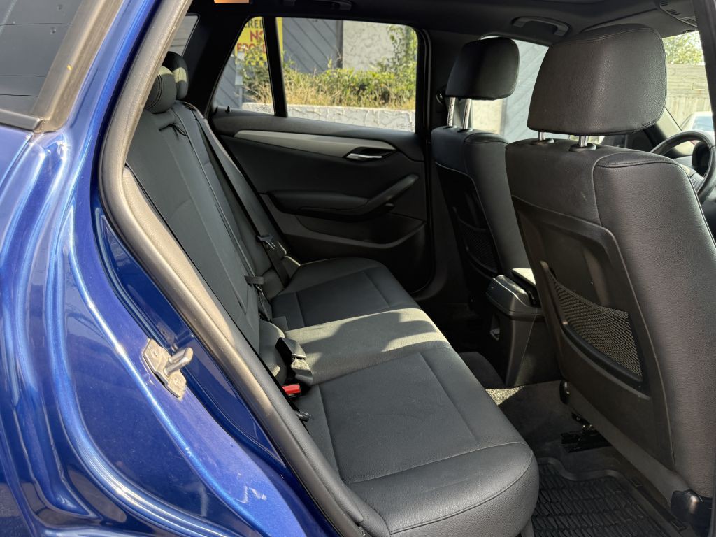 2015 BMW X1 Image 14