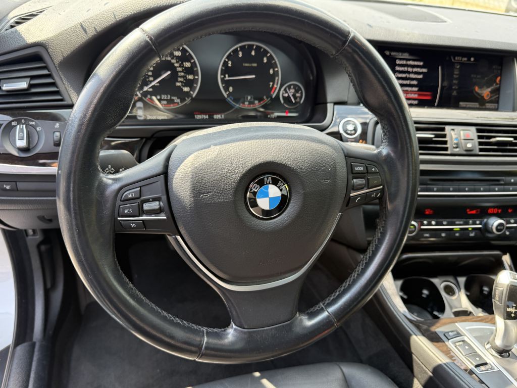 2015 BMW 5 Series Image 8