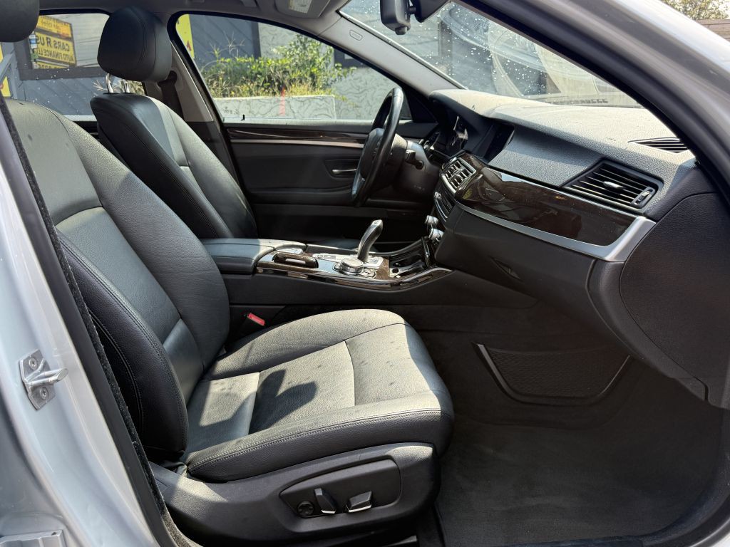 2015 BMW 5 Series Image 15