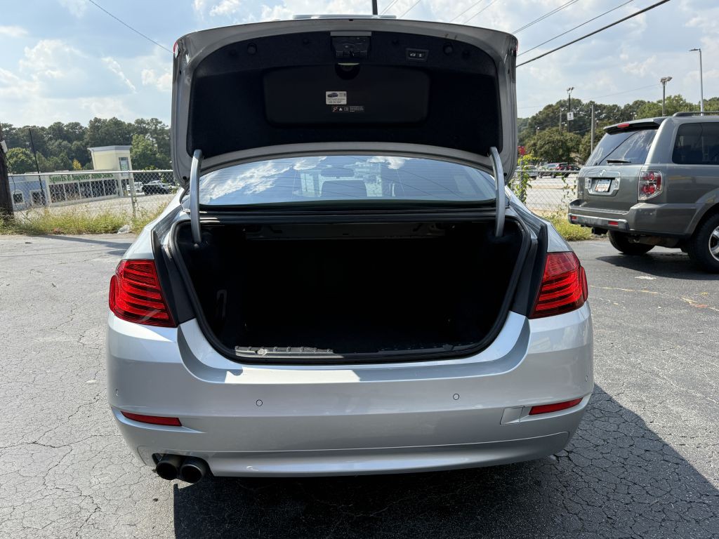 2015 BMW 5 Series Image 8