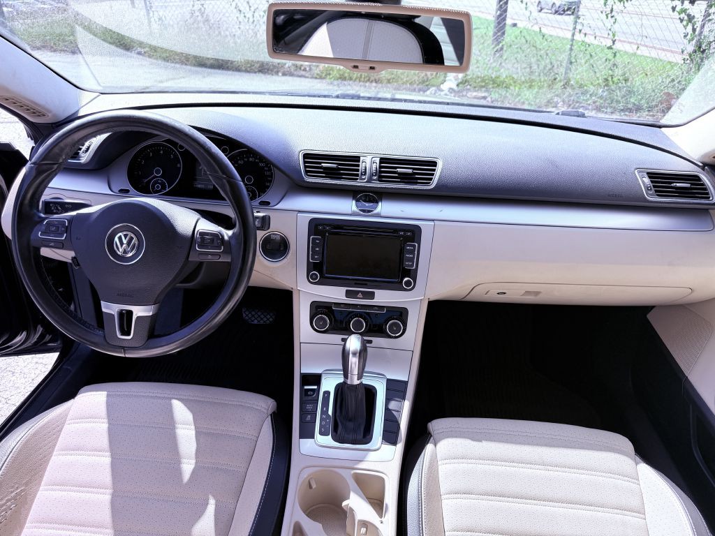 2012 Volkswagen CC Image 14