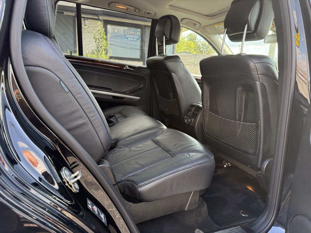 2011 Mercedes-Benz GL-Class Image 15