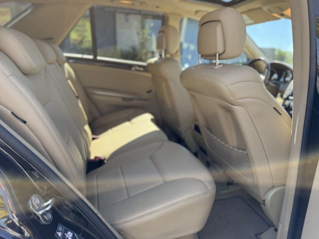 2011 Mercedes-Benz M-Class Image 14