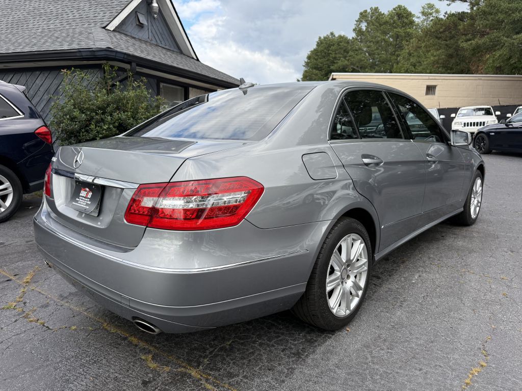 2013 Mercedes-Benz E-Class Image 4