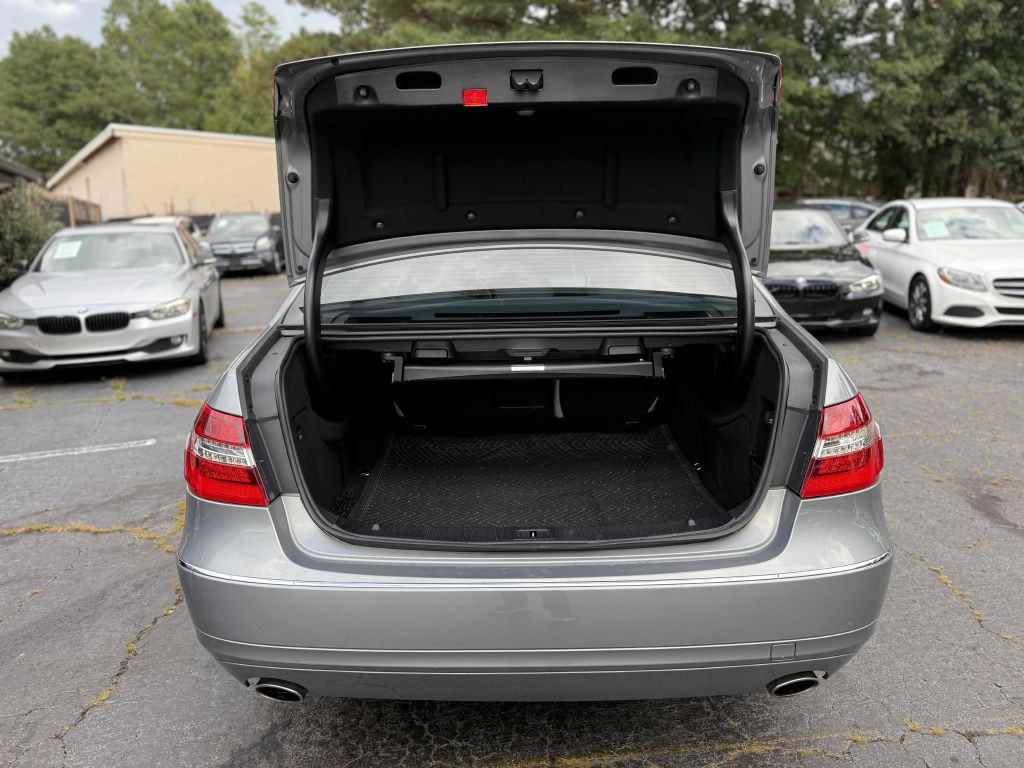 2013 Mercedes-Benz E-Class Image 12