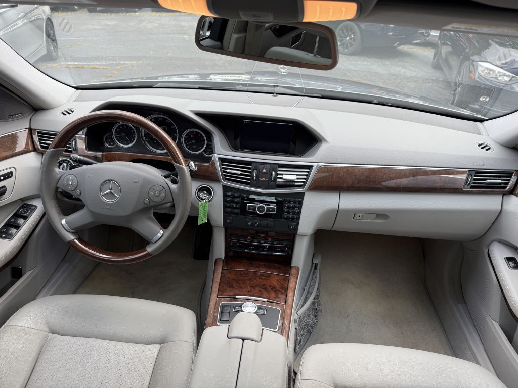 2013 Mercedes-Benz E-Class Image 13