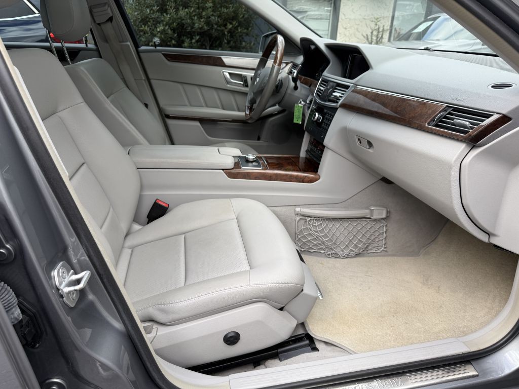 2013 Mercedes-Benz E-Class Image 14