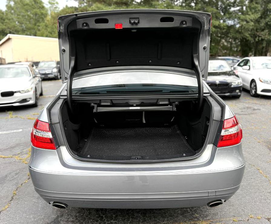 2013 Mercedes-Benz E-Class Image 8