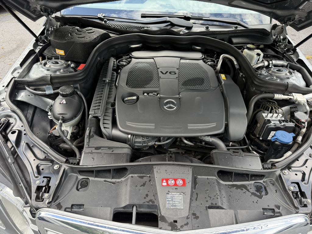 2013 Mercedes-Benz E-Class Image 18