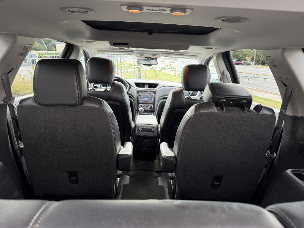 2015 Chevrolet Traverse Image 14