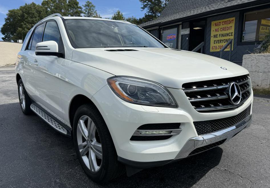 2013 Mercedes-Benz M-Class Image 3