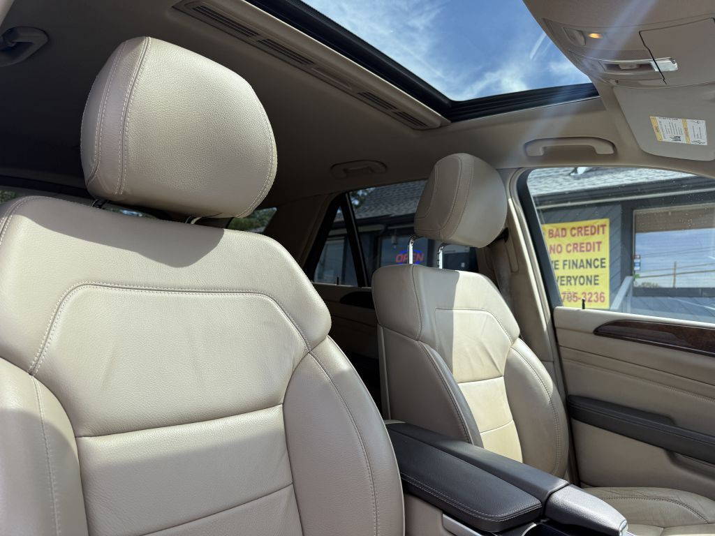 2013 Mercedes-Benz M-Class Image 17