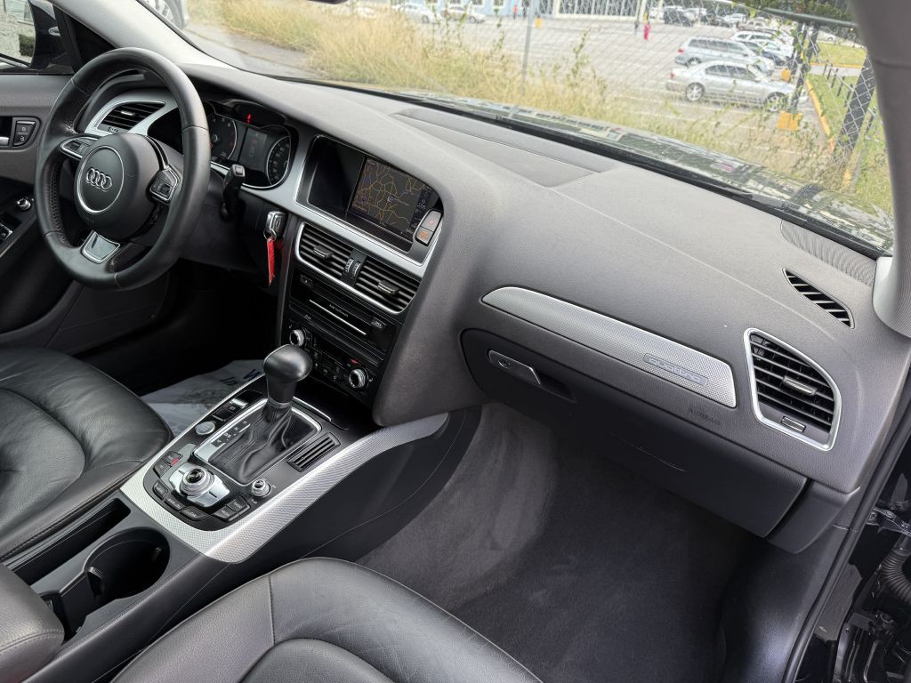2016 Audi A4 Image 16