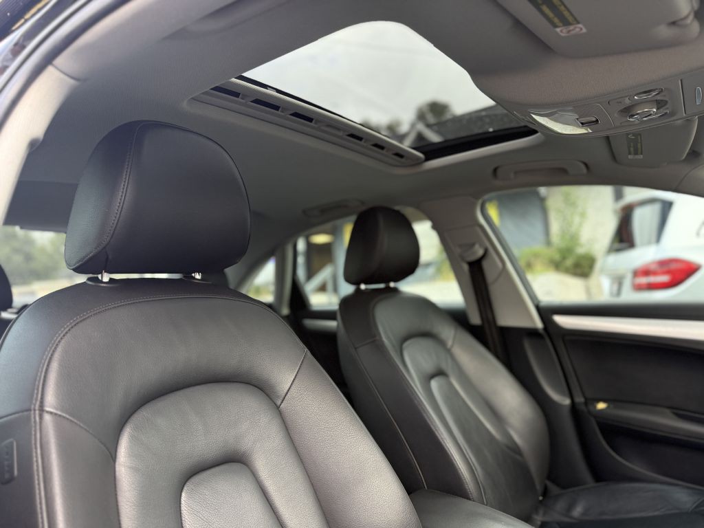 2016 Audi A4 Image 17