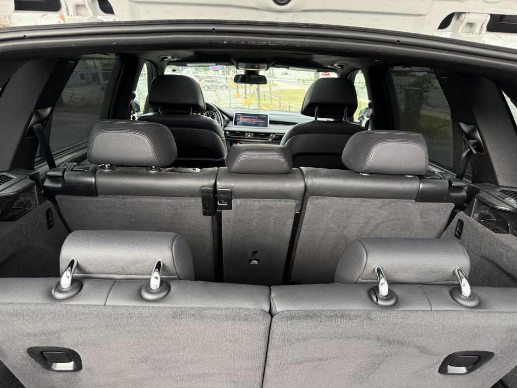 2017 BMW X5 Image 14