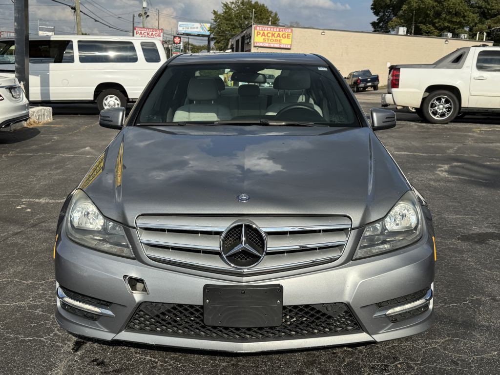 2012 Mercedes-Benz C-Class Image 3