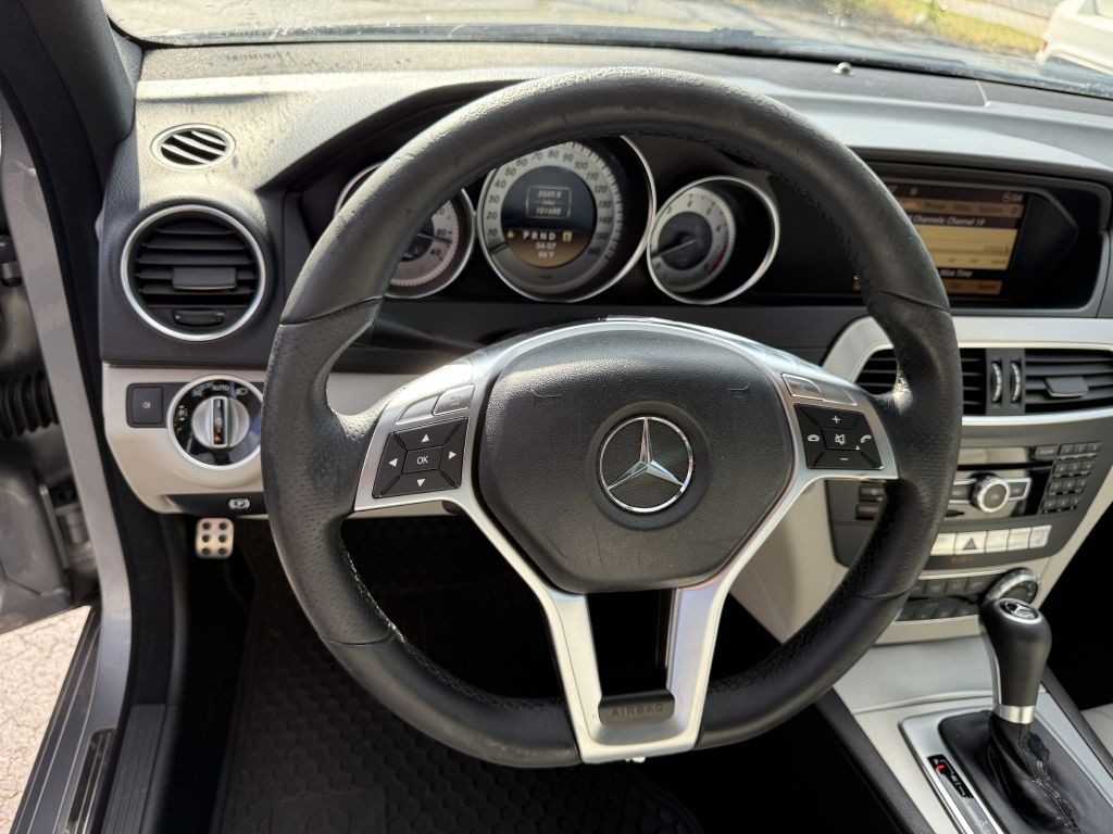 2012 Mercedes-Benz C-Class Image 10
