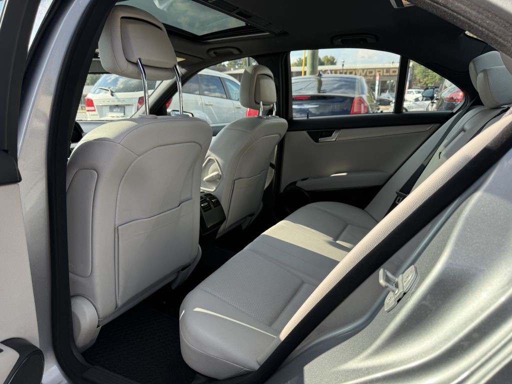 2012 Mercedes-Benz C-Class Image 13