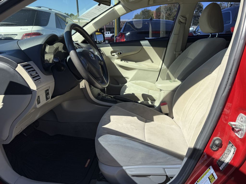 2012 Toyota Corolla Image 9