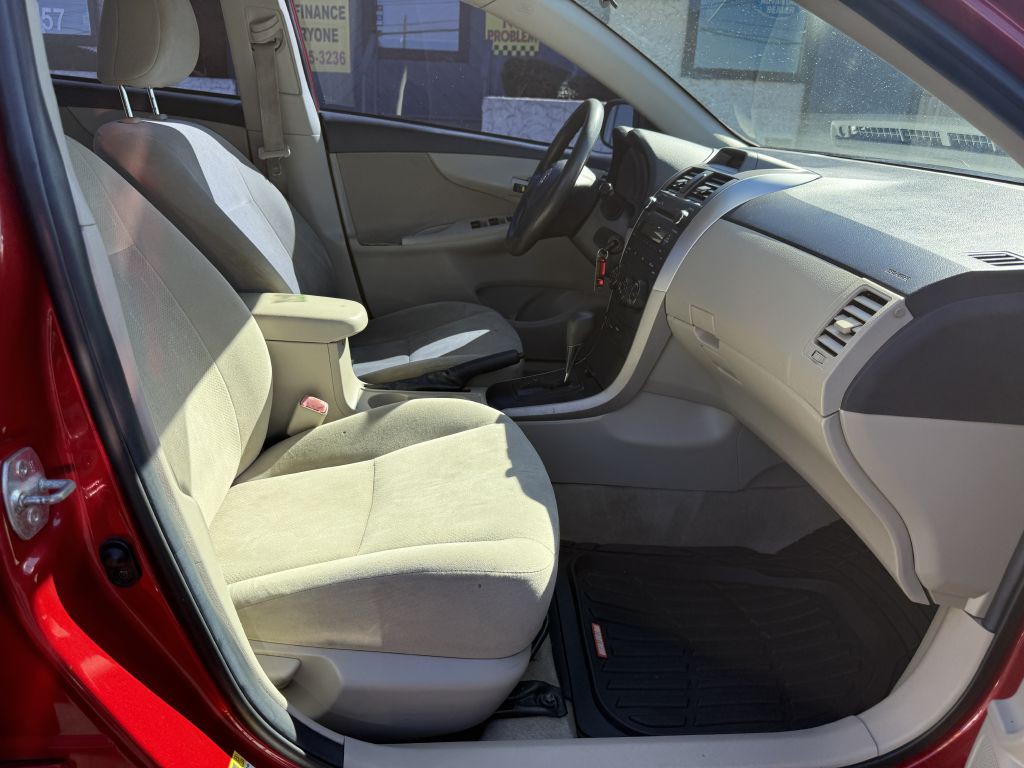 2012 Toyota Corolla Image 17