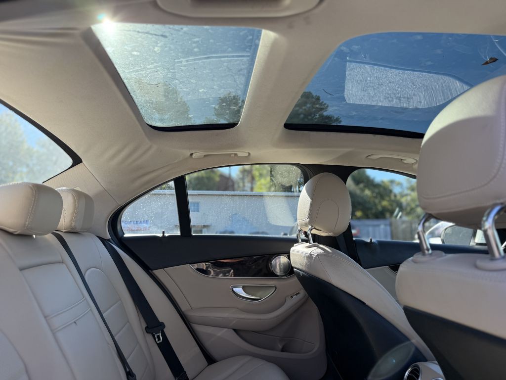 2015 Mercedes-Benz C-Class Image 13