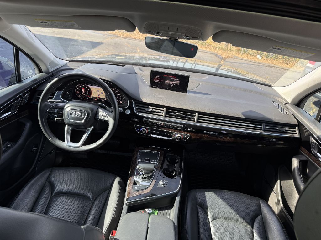 2018 Audi Q7 Image 17