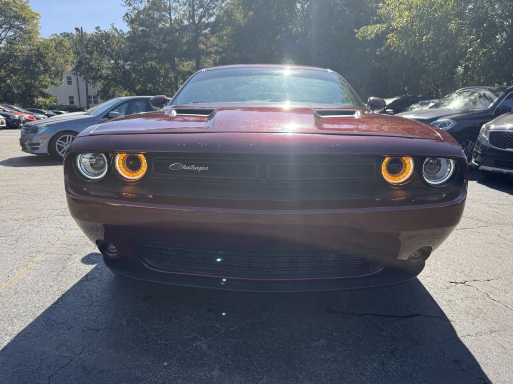 2017 Dodge Challenger Image 2