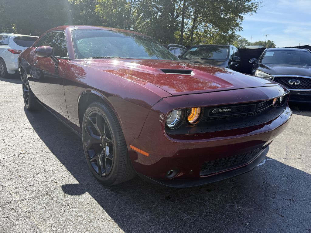 2017 Dodge Challenger Image 3