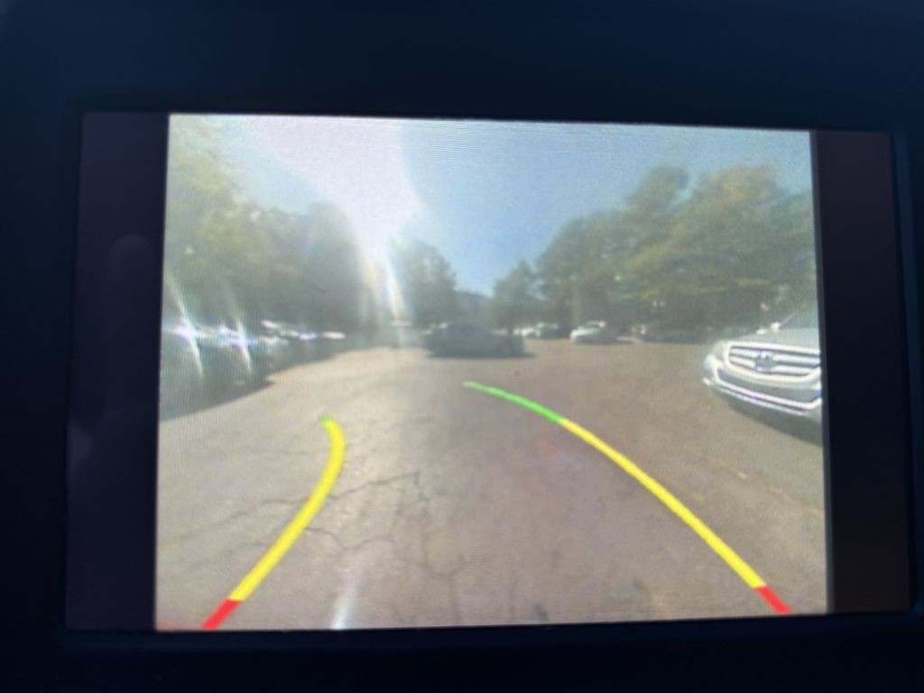 2017 Dodge Challenger Image 19