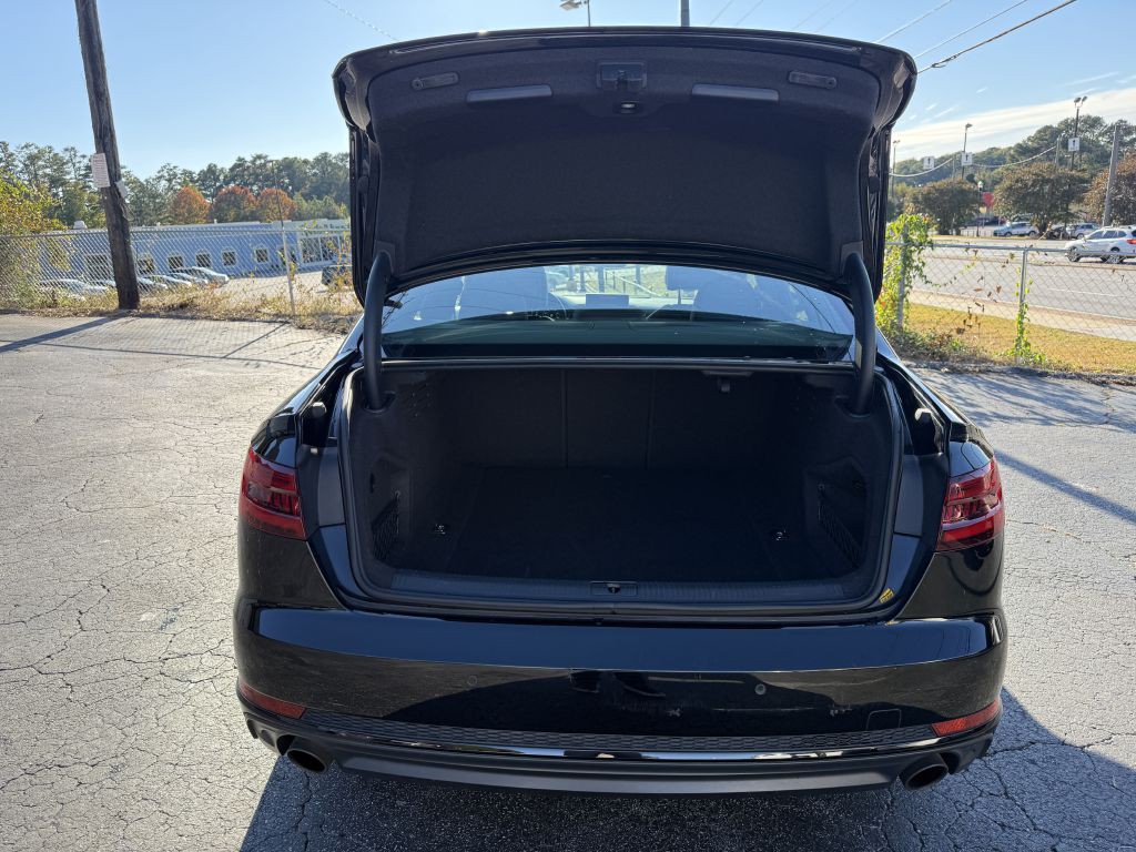 2018 Audi A4 Image 12