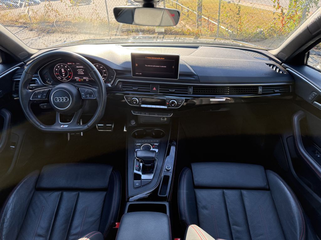 2018 Audi A4 Image 14