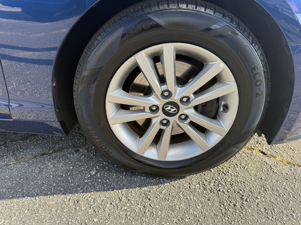 2016 Hyundai Sonata Image 20