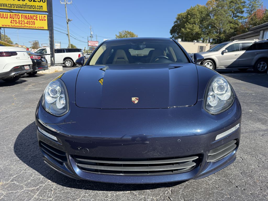2015 Porsche Panamera Image 3