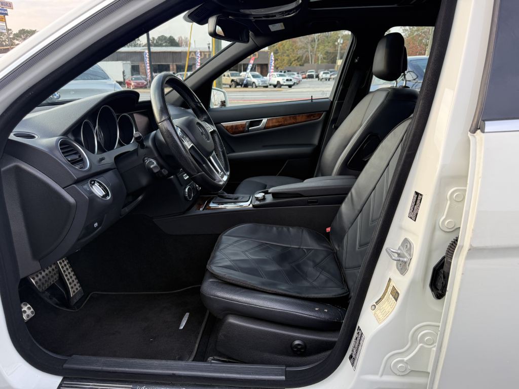 2012 Mercedes-Benz C-Class Image 9