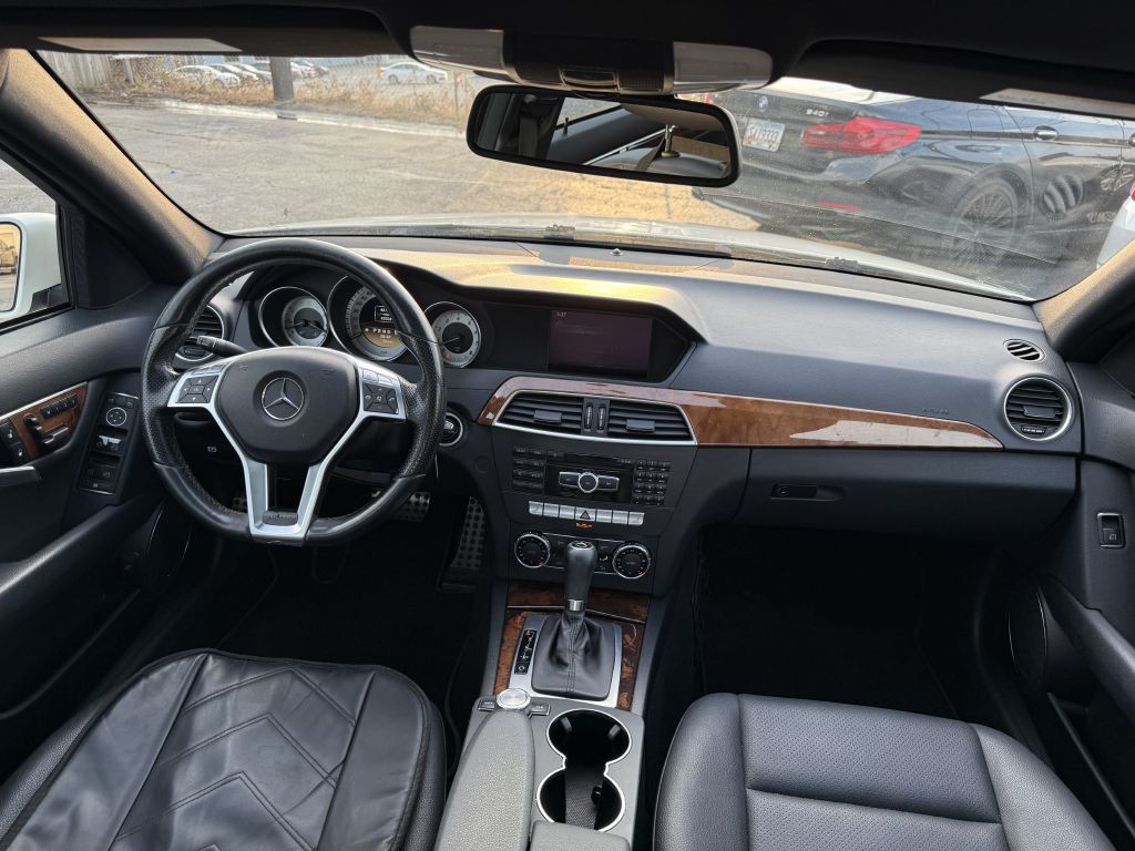 2012 Mercedes-Benz C-Class Image 15