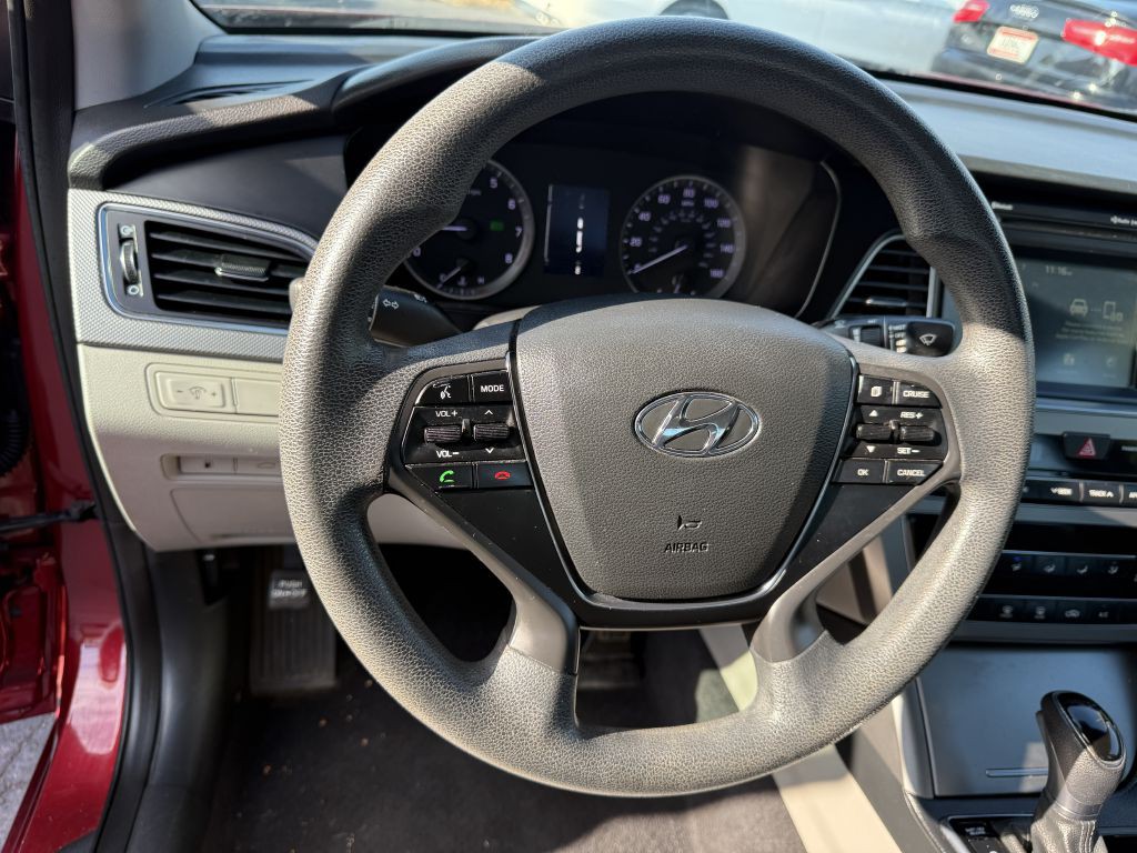 2016 Hyundai Sonata Image 10