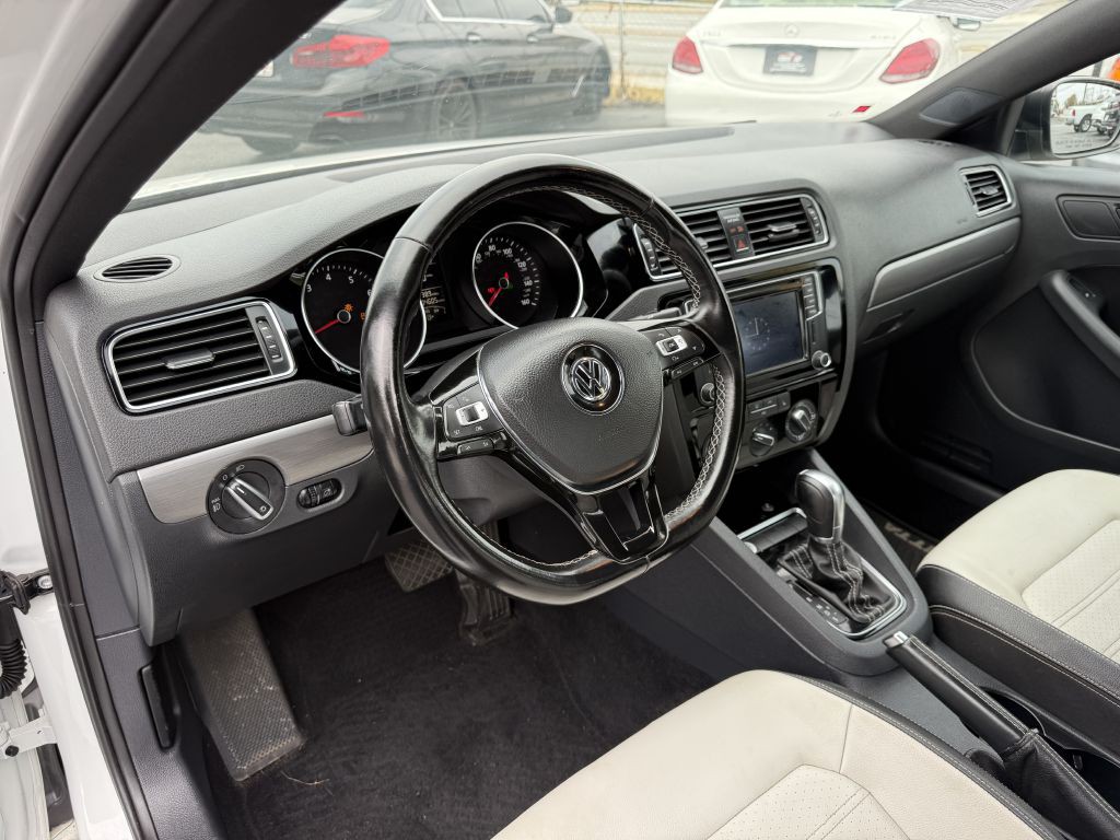2016 Volkswagen Jetta Image 11