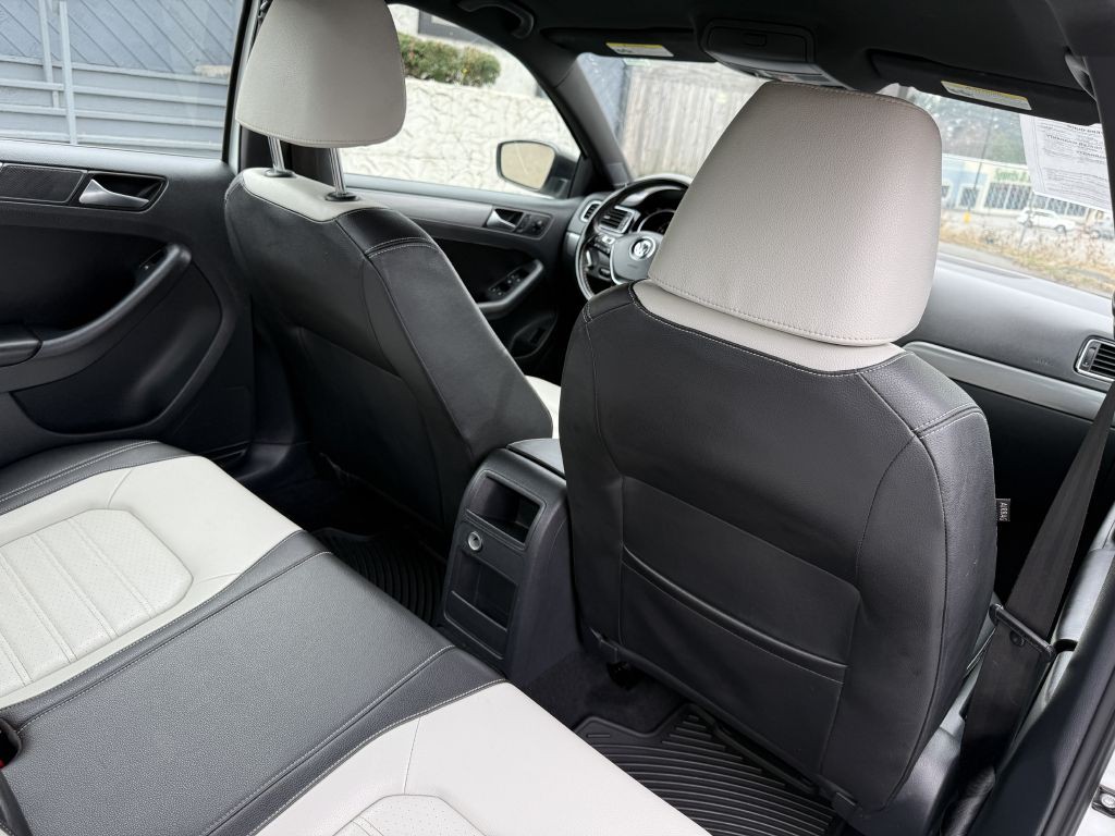 2016 Volkswagen Jetta Image 15