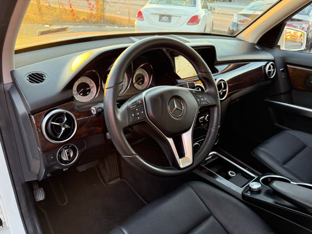 2014 Mercedes-Benz GLK-Class Image 12