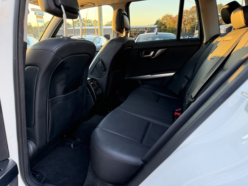 2014 Mercedes-Benz GLK-Class Image 14