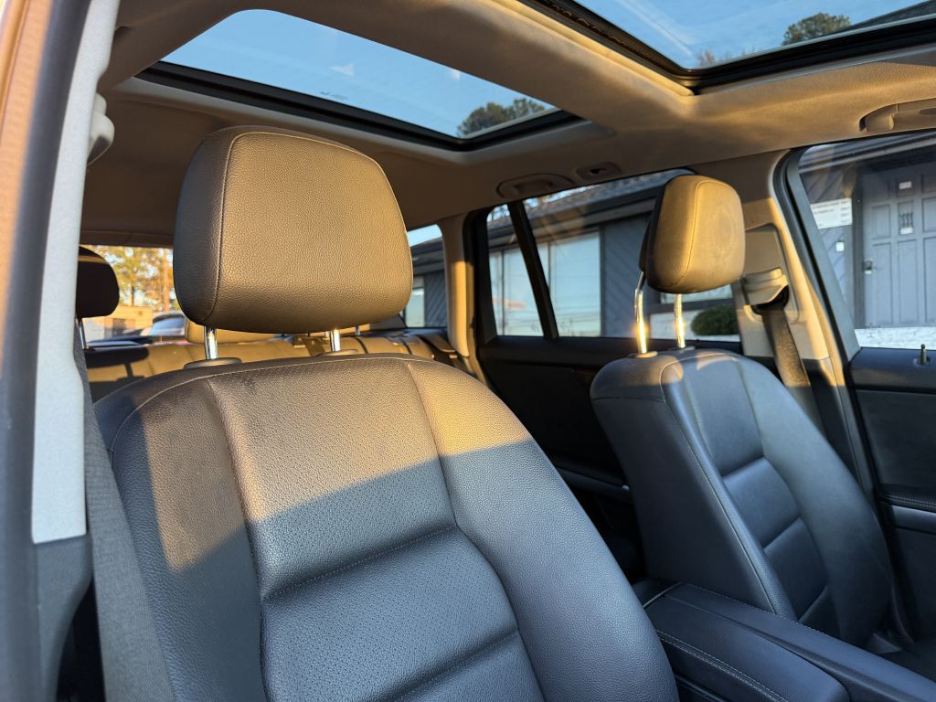 2014 Mercedes-Benz GLK-Class Image 21