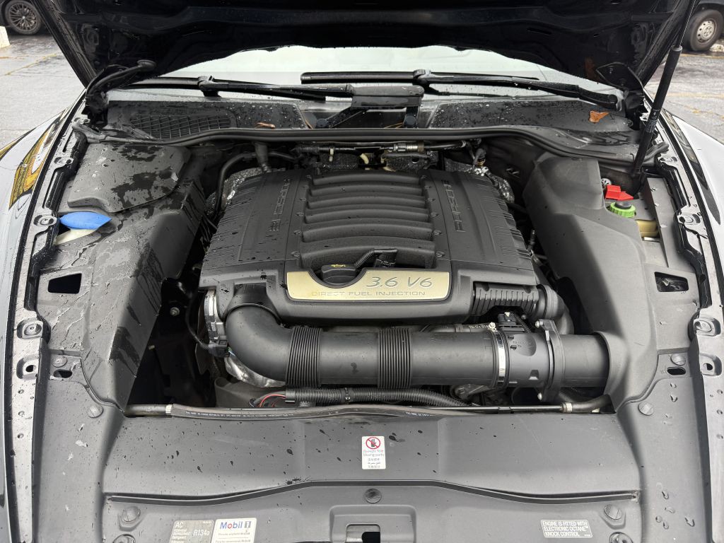 2014 Porsche Cayenne Image 21